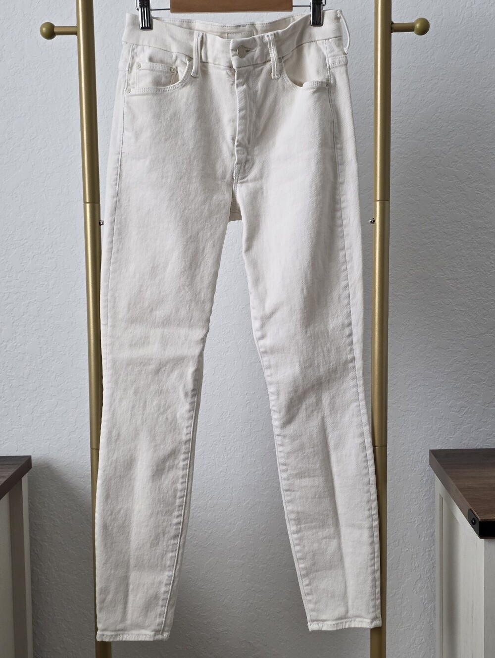 Mother High Waisted Looker Ankle Jeans, White, Size 27, Stretchy